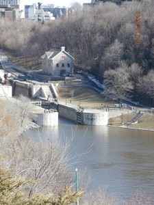 Entrance to Ottawa’s canal locks with the Bytown Museum on right. (Photo courtesy of Martin  Wilson.)